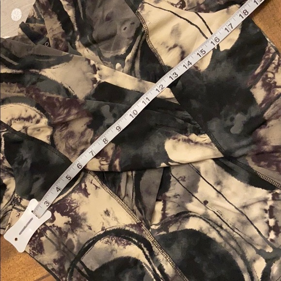 KAMIKO - CrossOver Neck Blouse - Picture 8 of 8